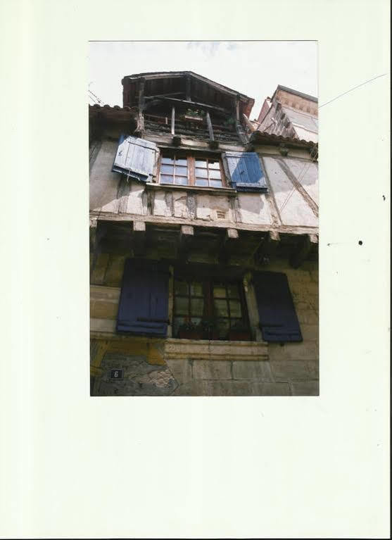Le Colombier De Cyrano Et Roxane *